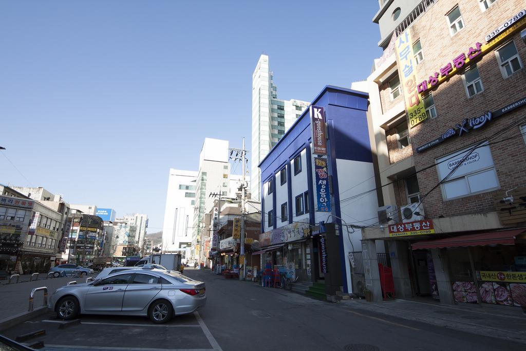 K-Guesthouse Sinchon 2 Сеул Экстерьер фото